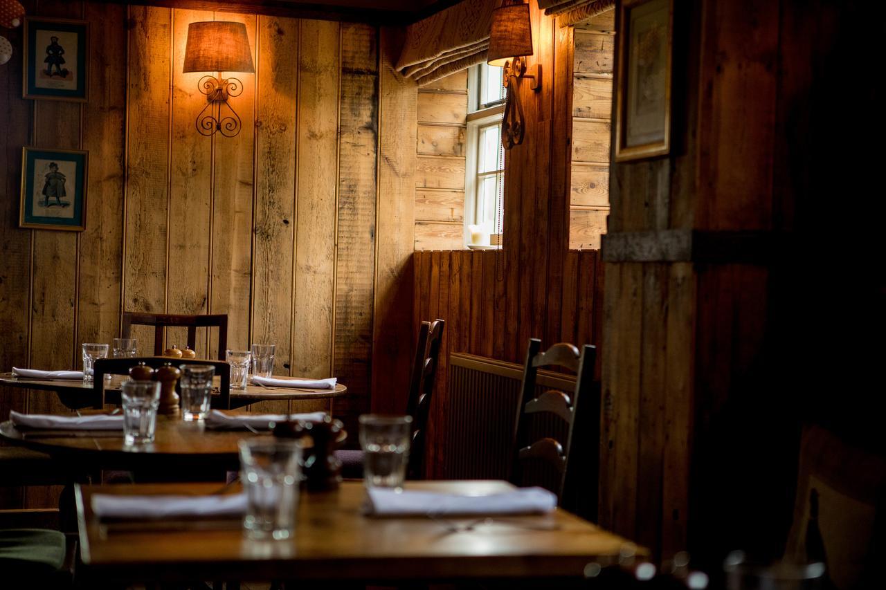 The Hawk Inn Andover Exterior foto