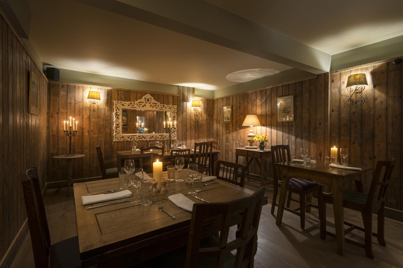 The Hawk Inn Andover Exterior foto