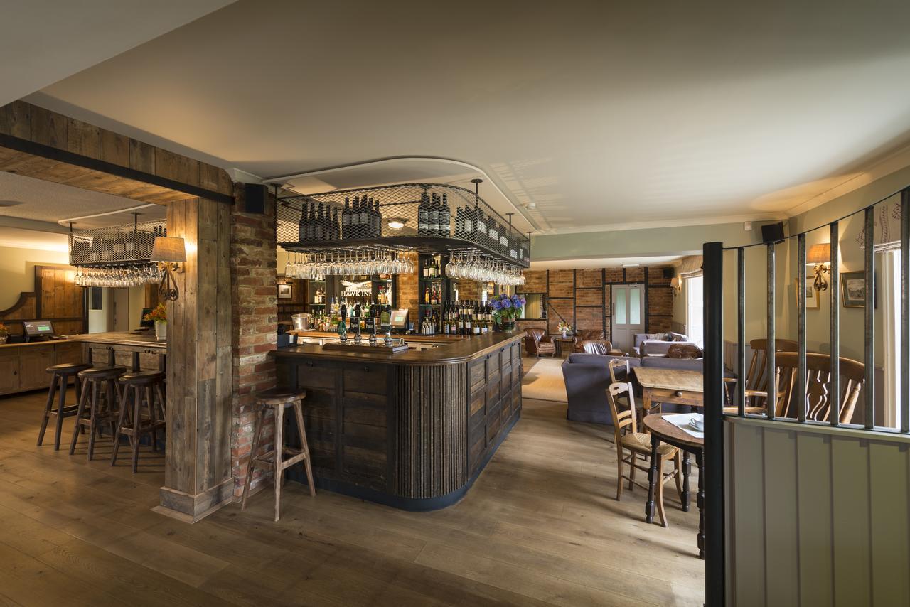 The Hawk Inn Andover Exterior foto